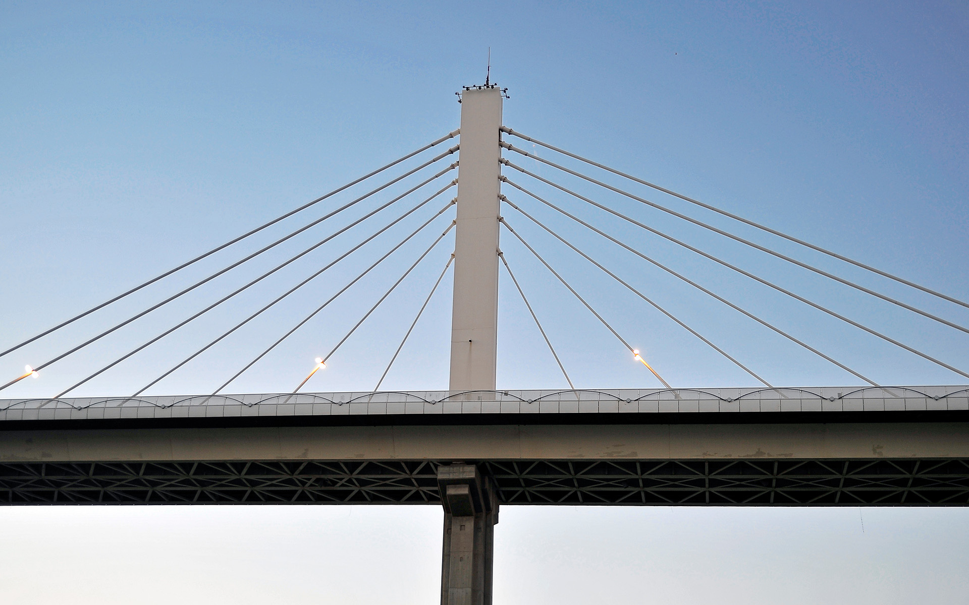 The Muhammad Baquir Al-Sadr bridge.